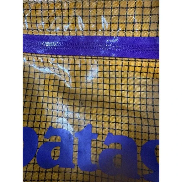 PATAGONIA BLACK HOLE DUFFEL ORANGE PURPLE GRID PLZ READ 30L